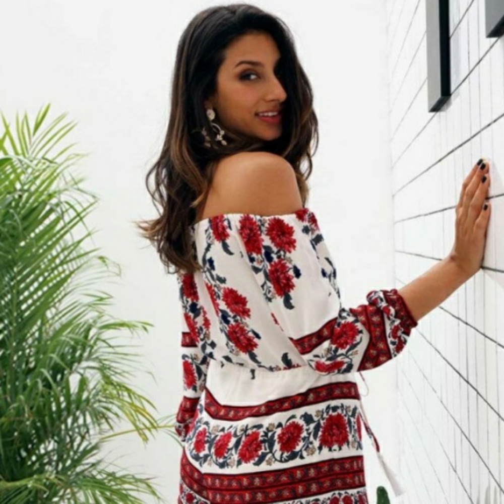● Boho Off the Shoulder Floral Romper